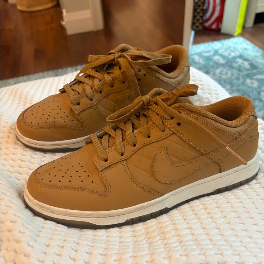 Nike Low Dunk Quilted Sneakers